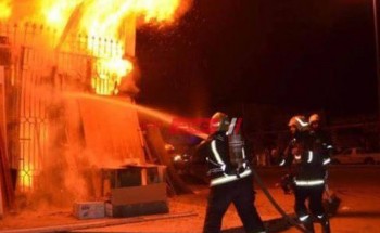 إخماد حريق نشب داخل ورشة موبليات بقرية الخياطة في دمياط