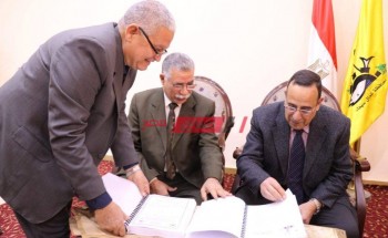 محافظ شمال سيناء يعتمد نتيجة الشهادة الاعدادية الترم الأول بنسبة نجاح 80,9%