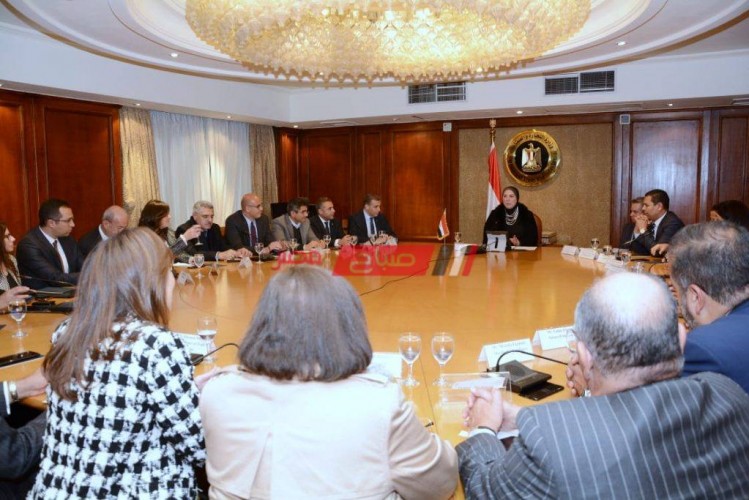 وزيرة الصناعة تناقش سبل تعزيز التبادل التجاري بين مصر والولايات المتحدة