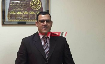 مدير المستشفى العام بدمياط يخاطب طاقم التمريض: ياولادي أنا خايف عليكوا اكتر من نفسي