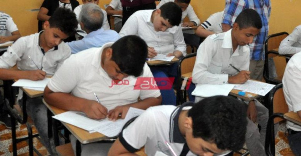 حالا جدول امتحانات الصف الأول الثانوي نصف العام 2021 محافظة القاهرة المواد غير المضافة للمجموع