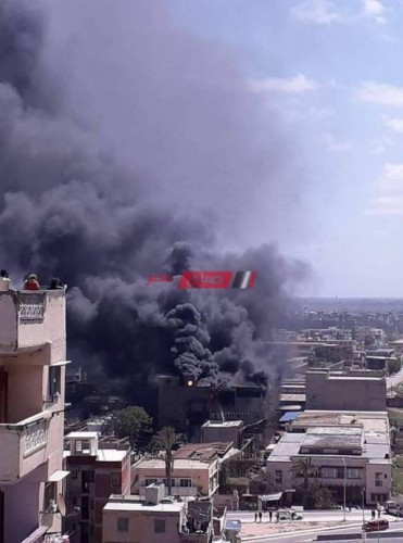 نشوب حريق هائل فى مصنع الملح والصودا في الإسكندرية – صور