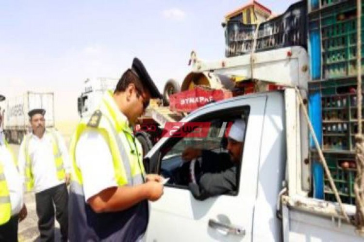 حملة مرورية مكثفة على الطرق السريعة بمحافظة أسوان