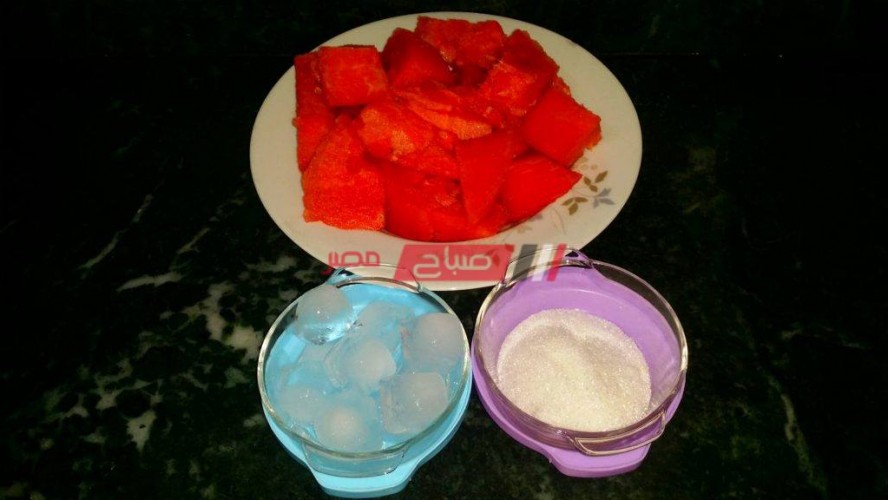 طريقة عمل عصير البطيخ في خطوة واحدة للمبتدئين