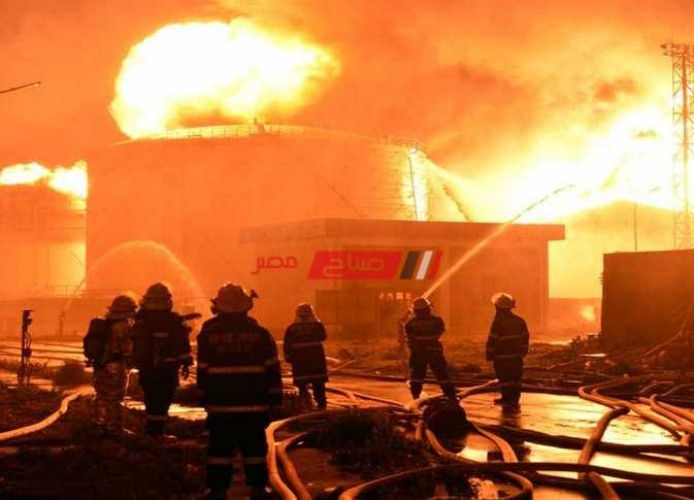 اندلاع حريق هائل في مصنع اثاث بدمياط وإصابات بالجملة