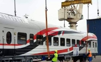 صور وصول أول دفعة عربات روسية للسكة الحديد إلى ميناء الإسكندرية