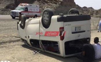 انقلاب سيارة ميكروباص وإصابة 8 أشخاص بطريق الإسكندرية الصحراوي