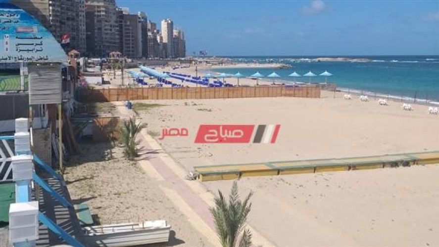 حملات مكبرة على شواطىء الإسكندرية لمنع المواطنين من النزول لمياه البحر