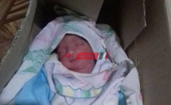 العثور على طفلة حديثة الولادة داخل كرتونة ملقاه في الشارع بدمياط