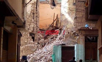 انهيار عقارين وشرفتين من عقار ثالث في حي الجمرك بالإسكندرية