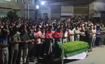 بالفيديو مشهد مهيب لتشييع جنازة معلمة لقيت مصرعها صعقا بالكهرباء في دمياط
