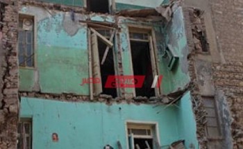 انهيار شرفة في أحد العقارات بحي مساكن الشناوي في مدينة المنصورة