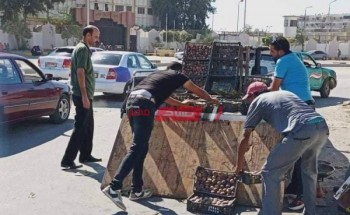 شن حملة لإزاله الاشغالات والباعه الجائلين بشوارع مدينة بورسعيد