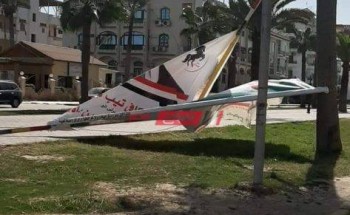 بالصور سقوط لافتات انتخابات مجلس النواب في دمياط بسبب سرعة الرياح