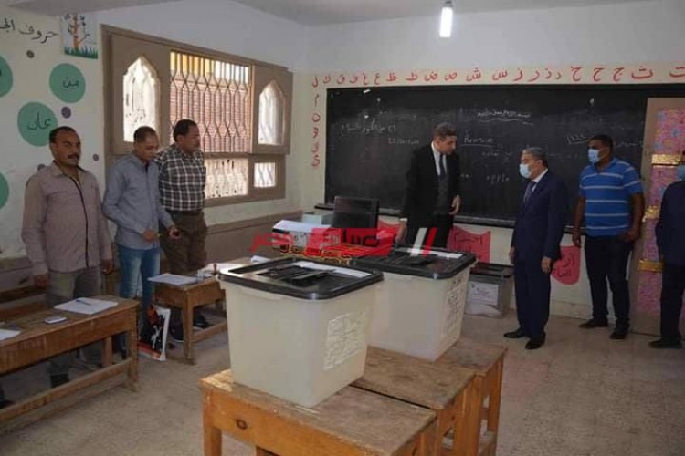 محافظ المنيا يتابع عددا من لجان انتخابات مجلس النواب
