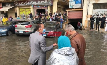 محافظ الإسكندرية يتفقد أعمال إصلاح الهبوط الأرضي بمنطقة سموحة