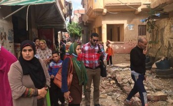 بالصور انهيار أجزاء من عقار بحي المنتزه في الإسكندرية