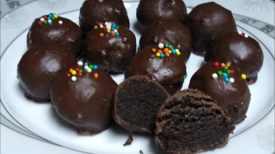 طريقة عمل حلوي سهلة وبسيطة ببسكويت الأوريو مغلفة بالشوكولاتة علي طريقة الشيف سارة