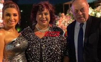 روجينا تهنئ إيناس عبد الدايم بحفل زفاف نجلها