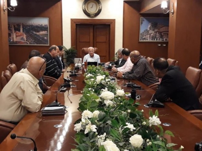 محافظ بورسعيد يشيد بجهود الاجهزة التنفيذية في اظهار المحافظة في ابهي صورة خلال زيارة رئيس الوزارء