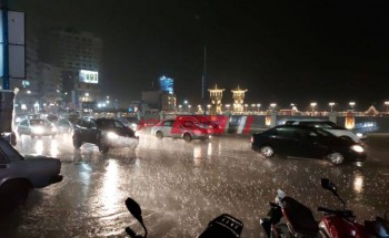 بالفيديو والصور هطول أمطار غزيرة علي الإسكندرية الآن علي جميع الأنحاء
