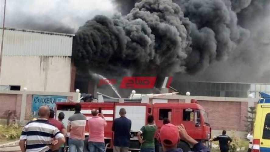 إصابة 7 أشخاص بإختناقات نتيجة نشوب حريق فى منزلين وحظيرة مواشى فى كفر الشيخ