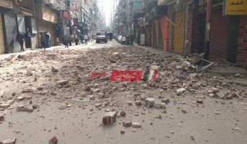 بالصور انهيار أجزاء من عقار في منطقة العطارين بمحافظة الإسكندرية