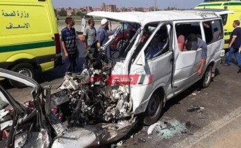 مصرع وإصابة 17 شخص إثر حادث تصادم مرورى على الطريق الصحراوى فى أسوان