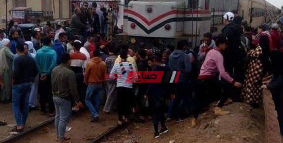 مصرع 3 أشخاص دهساً أسفل عجلات القطار بقرية فى الإسماعيلية