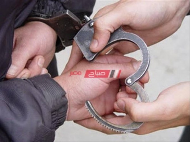 القبض علي زوج يعرض زوجته علي راغبي المتعة الحرام عن طريق فيس بوك بالإسكندرية