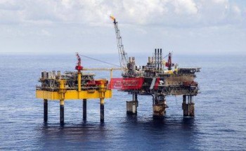 قطاع البترول يعلن عن تصديره 8 شحنات من الغاز المسال الشهر الجاري