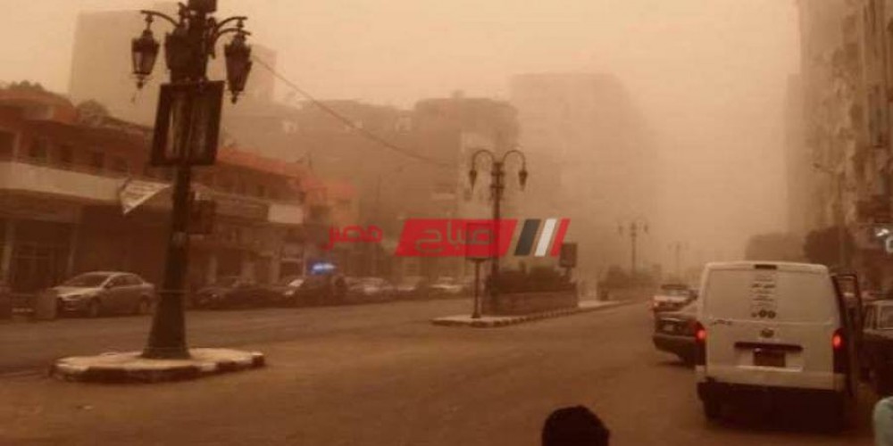 رياح مثيرة للأتربة ورياح نشطة على بعض مناطق القاهرة الأحد