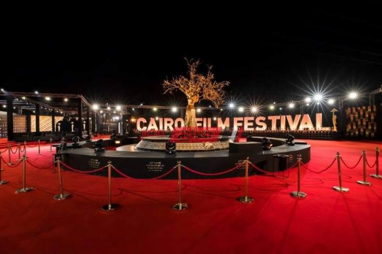 تعرف علي أبرز النجوم الحاضرين في افتتاح مهرجان القاهرة السينمائي