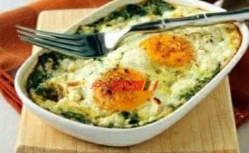 طريقة عمل اومليت البيض بالسبانخ لفطور صحي ومشبع