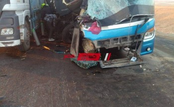 مصرع شخصان وإصابة 17 آخرين إثر حادث تصادم بين أتوبيس وشاحنة على الطريق الصحراوى فى أسوان
