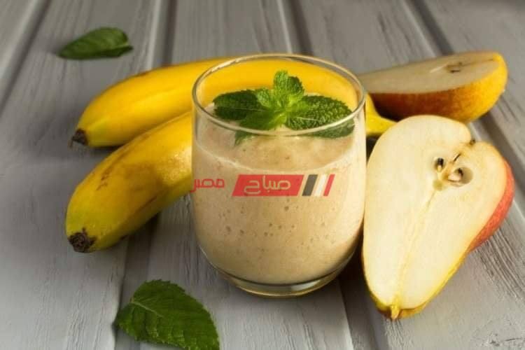 طريقة عمل سموزي الموز والكمثري الصحي والمنعش
