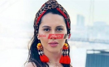 ياسمين رئيس تقدم واجب العزاء لصديقتها دينا الشربيني في وفاة والدتها