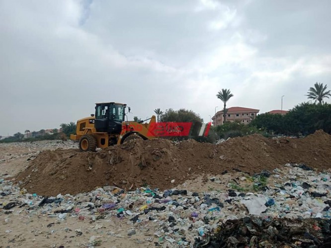 محافظ دمياط: حملات متواصلة للارتقاء بمستوى النظافة العامة بمنطقة الامتداد العمراني برأس البر