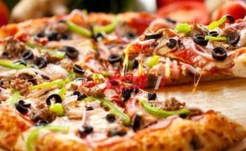 طريقة عمل البيتزا العجيبة بدون تخمير ولا فرن
