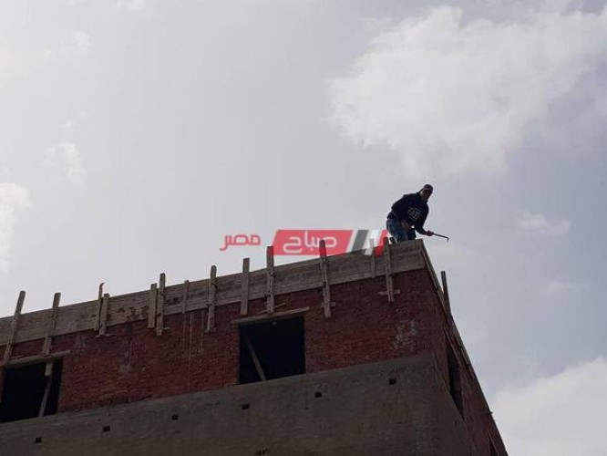 ايقاف حالات بناء مخالف للإشتراطات البنائية في حملة مكبرة بدمياط