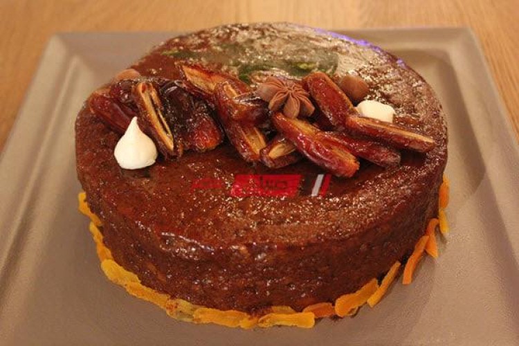 طريقة عمل كيك التمر بالبهارات الخليجية لحلوى شهية فى رمضان 2021 على طريقة الشيف سارة عبد السلام