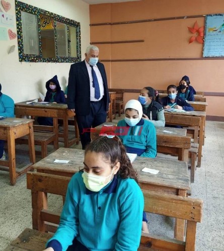 مدير تعليم الإسكندرية يتابع لليوم الخامس امتحانات الفصل الدراسي الأول 2021