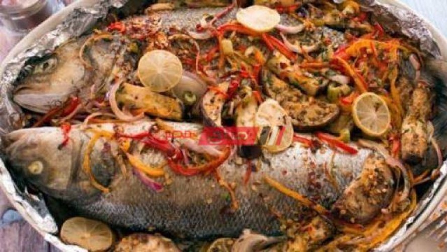 طريقة عمل سمك قاروص لأفطار شهي ولذيذ في شهر رمضان الكريم 2021