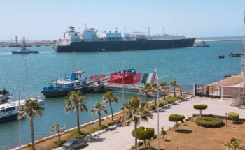 ميناء دمياط يعلن تصدير 65 الف طن من الغاز المسال إلى الهند