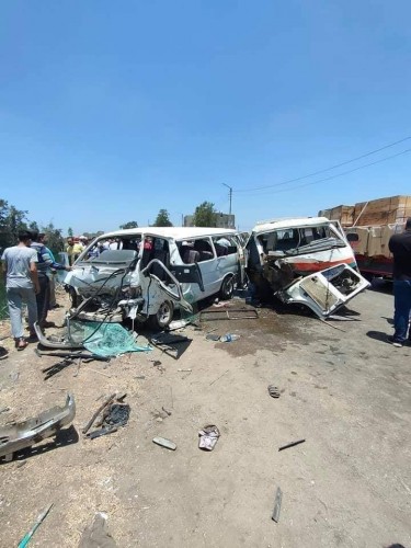 بالصور والاسماء إصابة 18 شخص جراء حادث تصادم مروع على طريق الزرقا فارسكور بدمياط