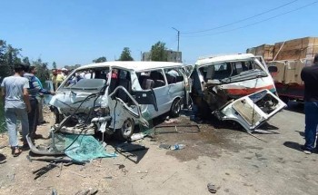 بالصور والاسماء إصابة 18 شخص جراء حادث تصادم مروع على طريق الزرقا فارسكور بدمياط