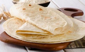 طريقة عمل خبز الصاج بمكونات متوفرة فى المنزل على طريقة الشيف فاطمة ابو حاتى