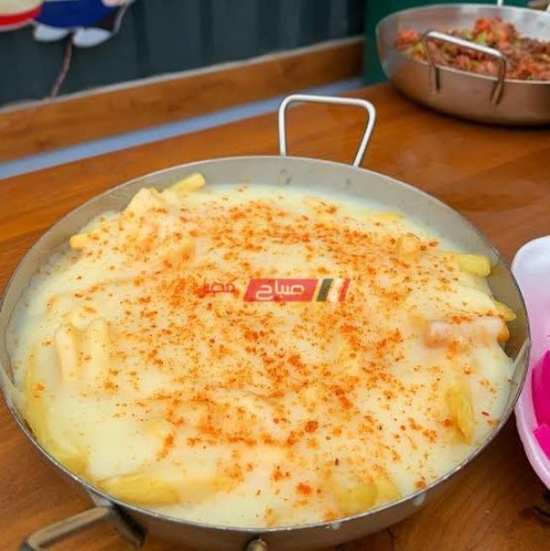 طريقة عمل طاسة البطاطس بالبيض وميكس الجبن لفطور مميز على طريقة الشيف محمد حامد