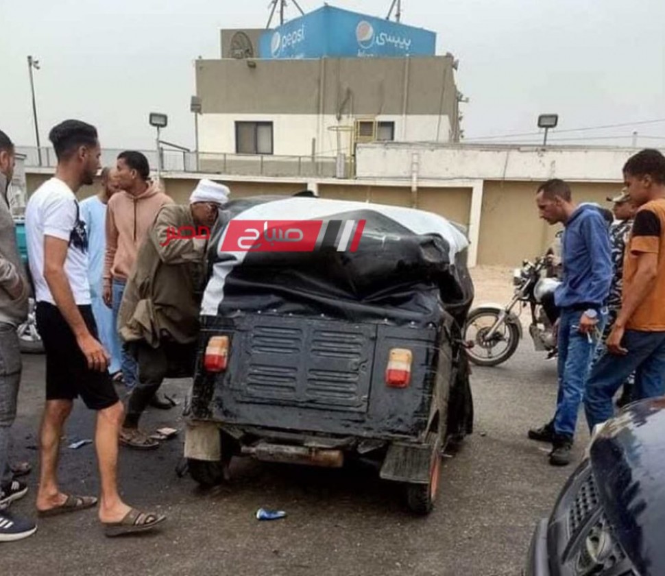 وفاة شخص في حادث توك توك على طريق كفر سعد بدمياط