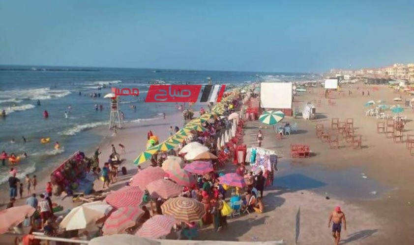 استمرار الاقبال الكبير على شواطئ مدينة رأس البر في ثاني ايام عيد الفطر 2024